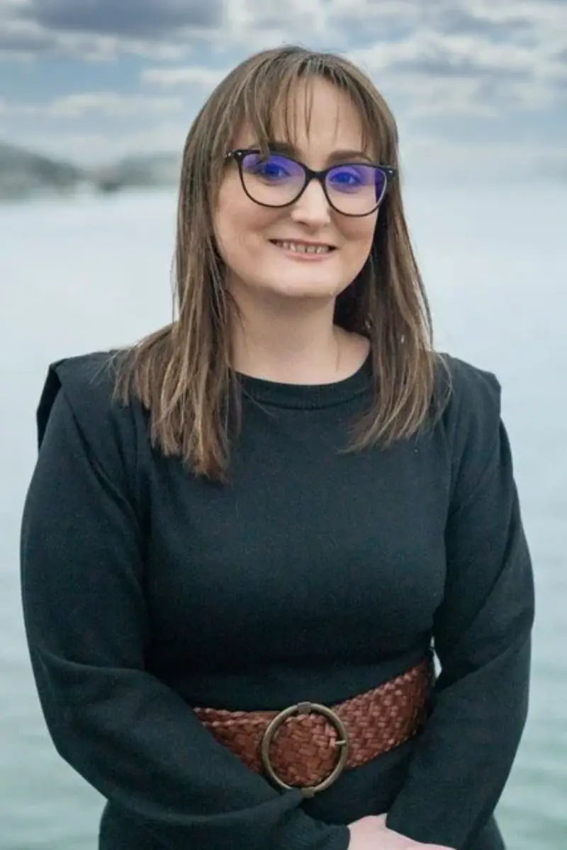 RaeAnne Hall, Real Estate Agent at Pacific Coast Realty